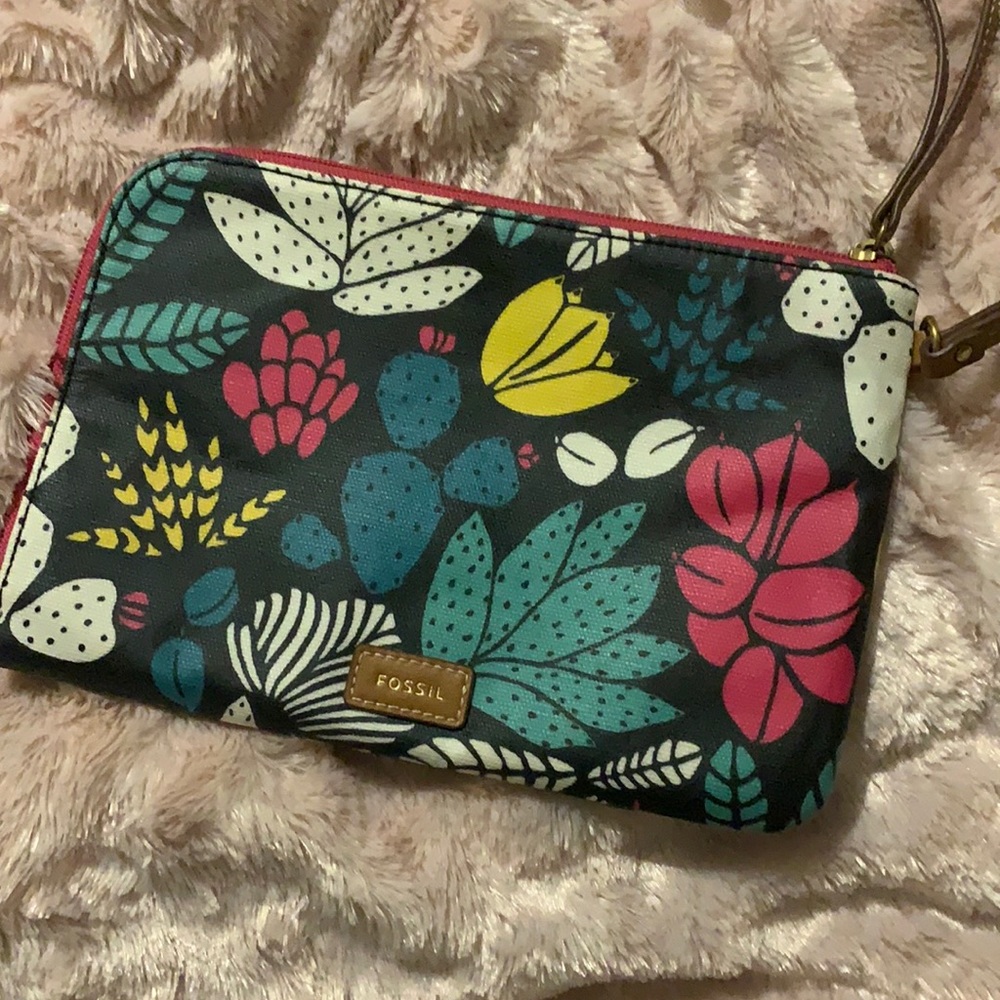 Fossil wrist purse
